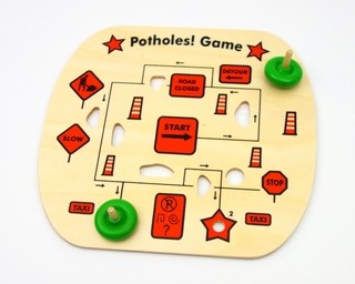 Potholes! Game, 2 spinning tops